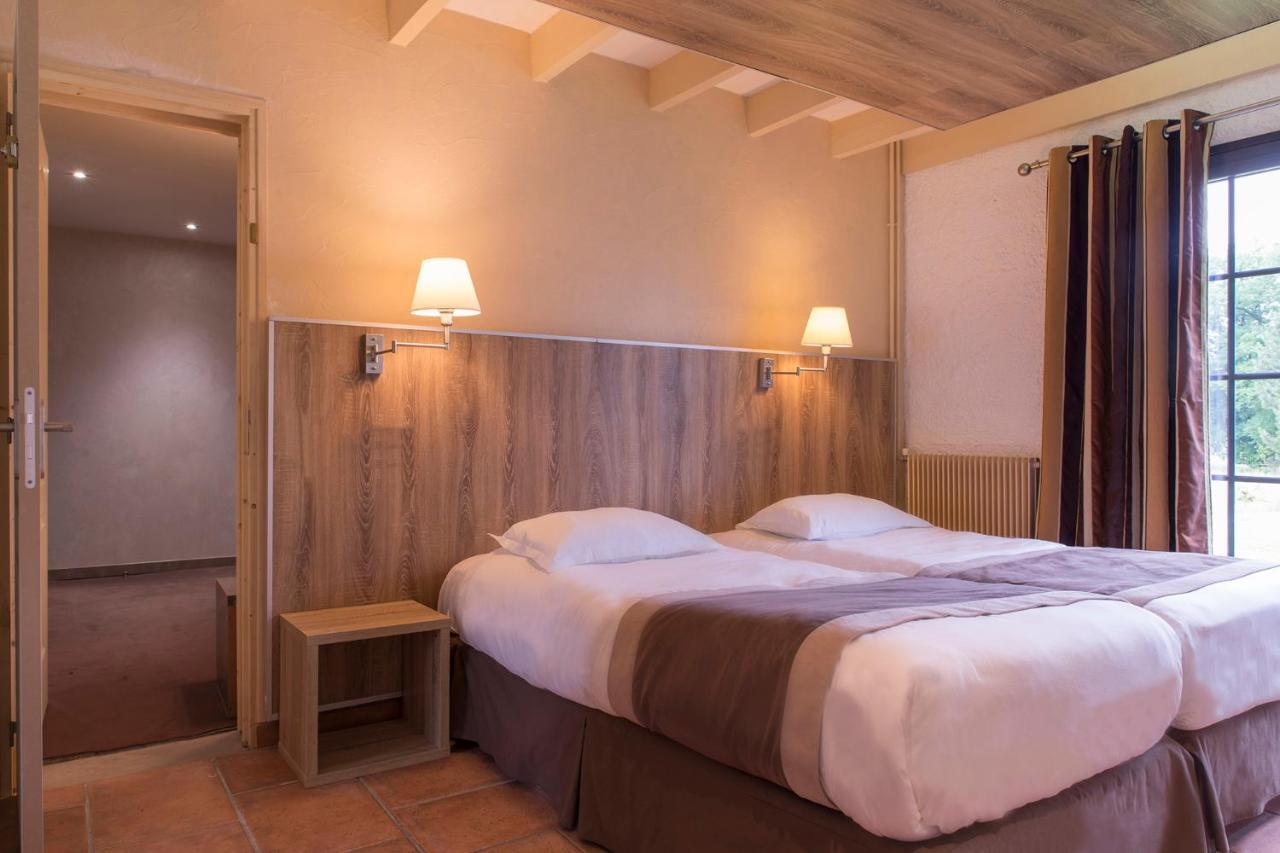 Hotel Restaurant Les Coquelicots, The Originals Relais Saint-Pardoux-l'Ortigier エクステリア 写真